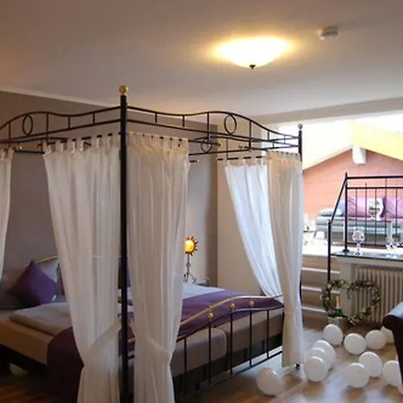 فندق Hotel-landrestaurant Schnittker ديلبروك