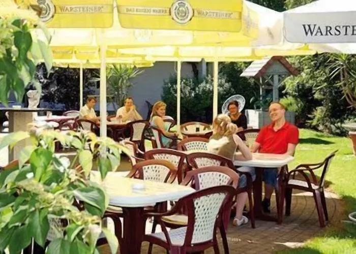 فندق Hotel-landrestaurant Schnittker 3*