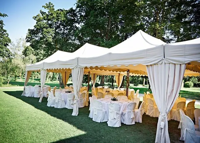 Hotel-landrestaurant Schnittker فندق ديلبروك