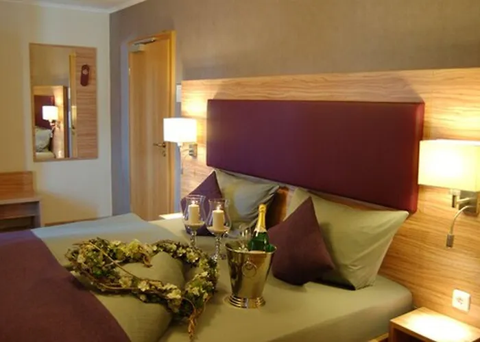 فندق Hotel-landrestaurant Schnittker ديلبروك